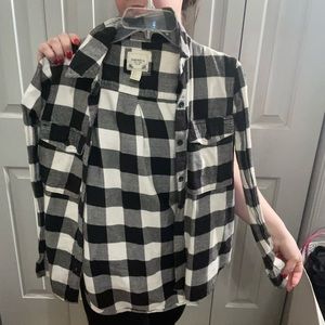 Black & white plaid shirt!